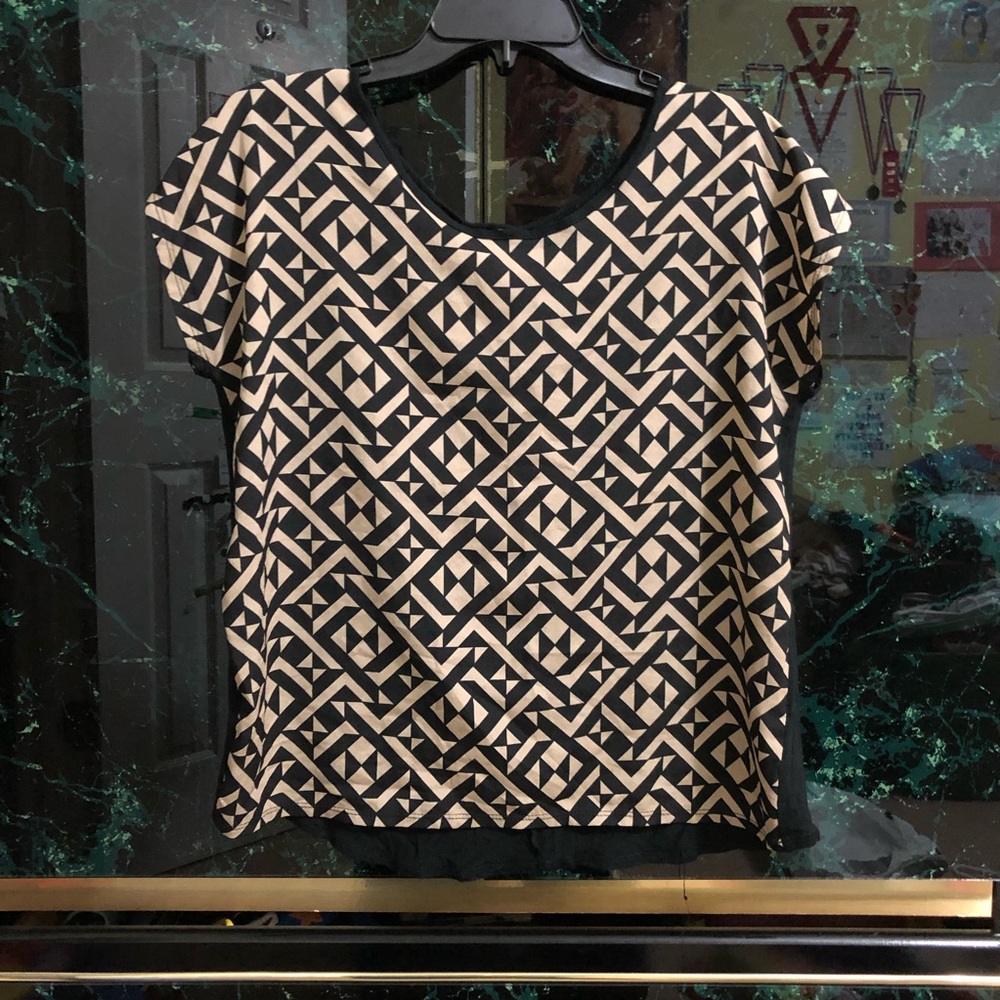 Patterned blouse